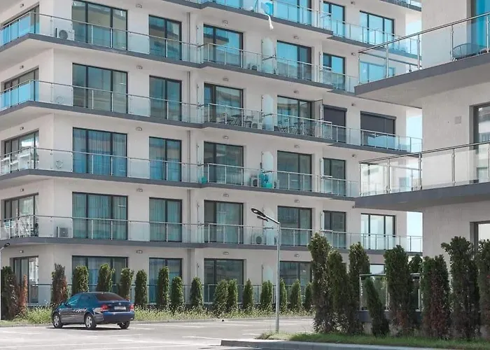 Sea Breeze By De Silva * מאמאיה