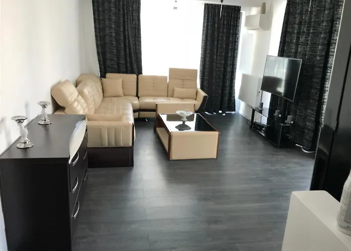 Sea Breeze By De Silva מאמאיה