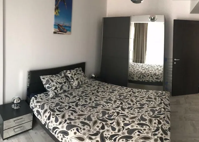 דירה Sea Breeze By De Silva