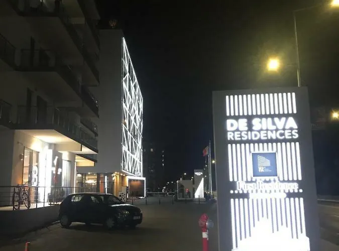 Sea Breeze By De Silva דירה מאמאיה