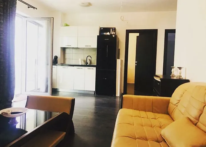 Sea Breeze By De Silva דירה