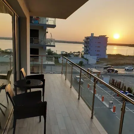 Sea Breeze By De Silva Appartamento Mamaia