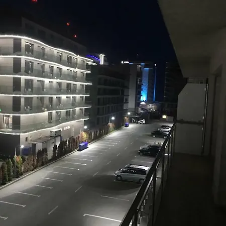Sea Breeze By De Silva Apartment Mamaia