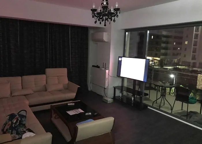 Sea Breeze By De Silva